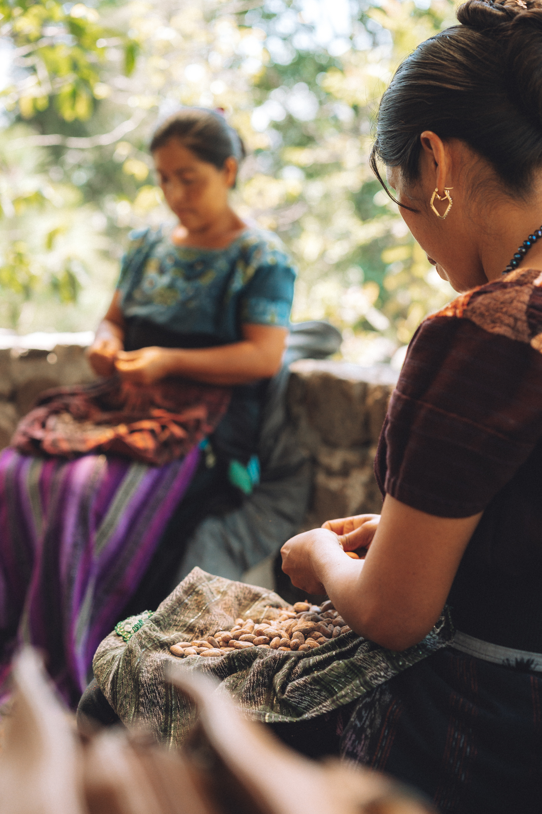 Mujeres Mayas en el taller